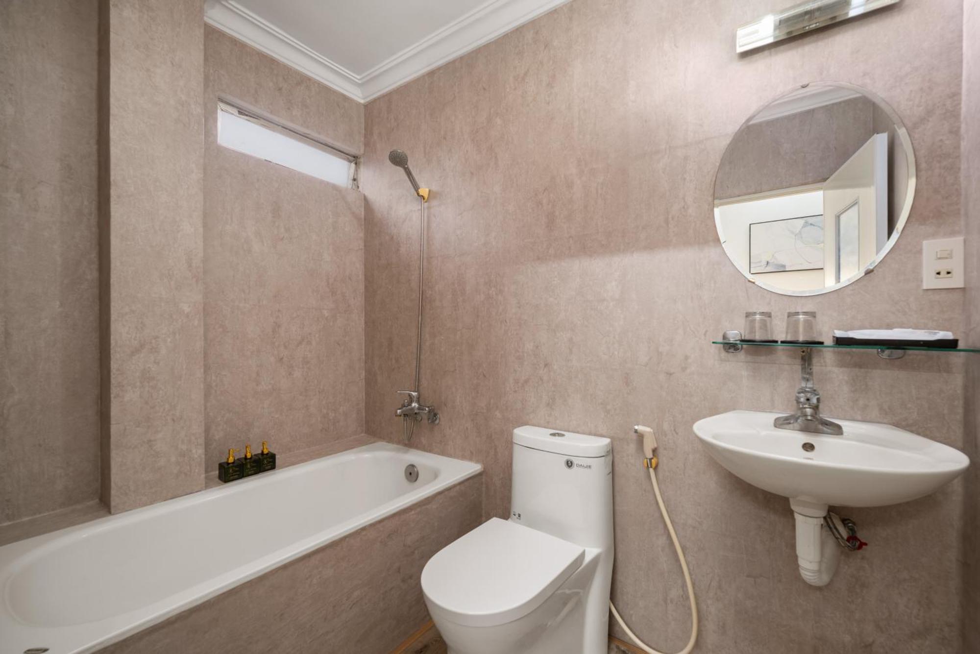 Kly Apartment Hotel Hue Dış mekan fotoğraf